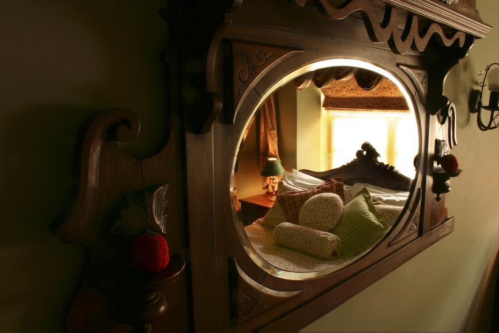 The Mole And Chicken Hotel Long Crendon Kültér fotó